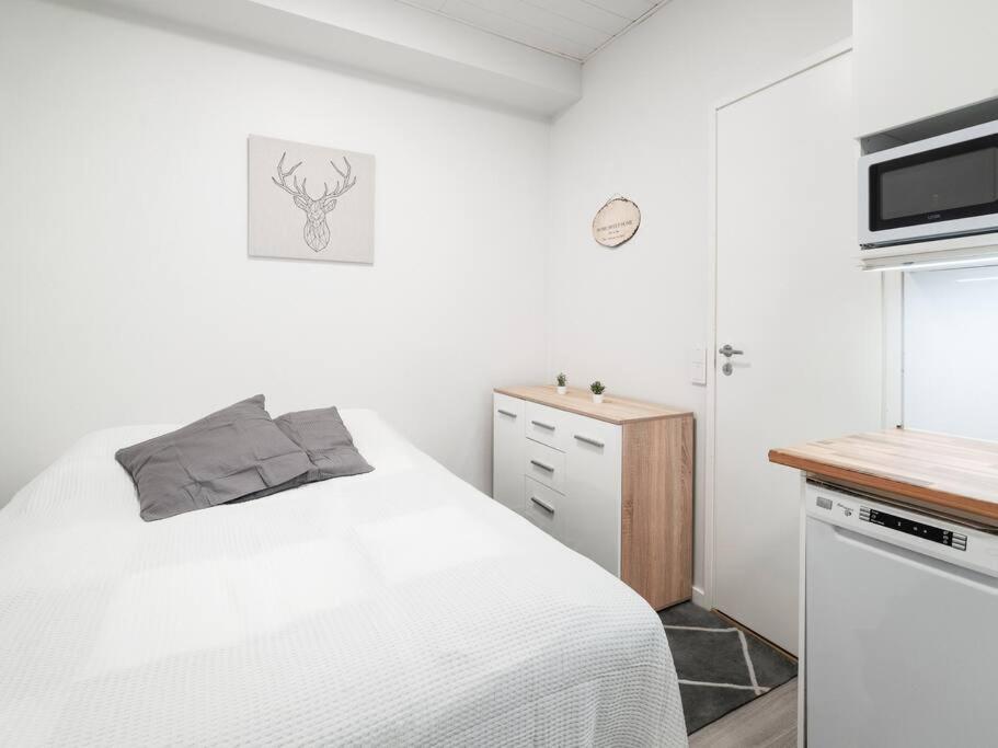 Cozy Roomy Studio Flat Next To Tram Stop @ Kallio Helsinki Extérieur photo