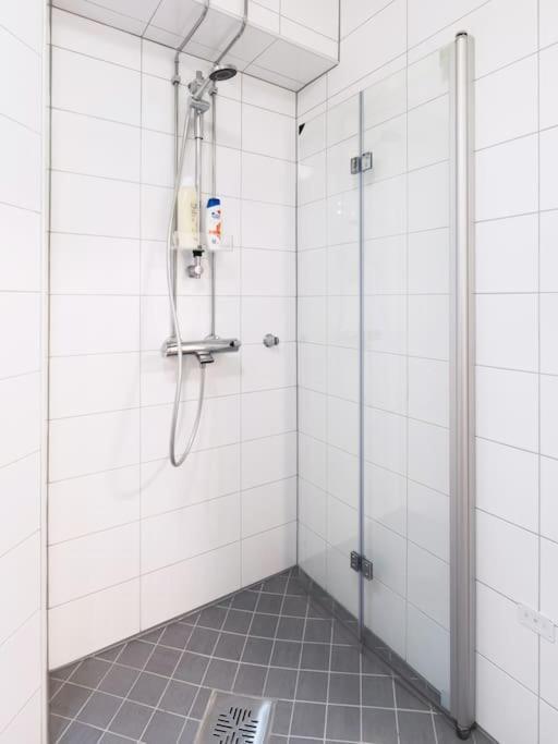 Cozy Roomy Studio Flat Next To Tram Stop @ Kallio Helsinki Extérieur photo